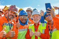 Lula celebra potencial de obras da Via Dutra para facilitar escoamento da produção